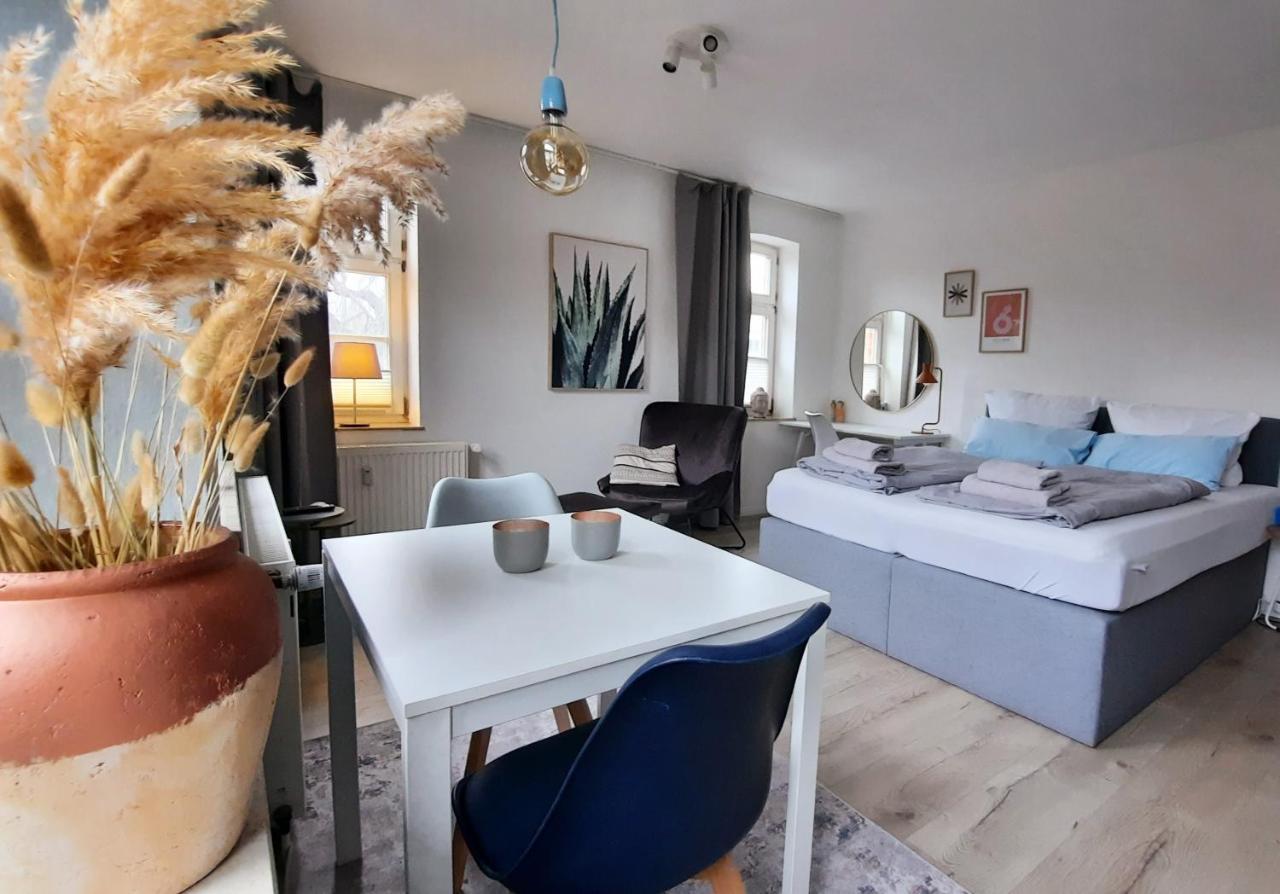 Kvartier2 In Top-Lage, 5 Min Zur Bali-Therme Und Gop, Hdz, Arbeitsplatz, Boxspringbett Бад-Эйнхаузен Экстерьер фото
