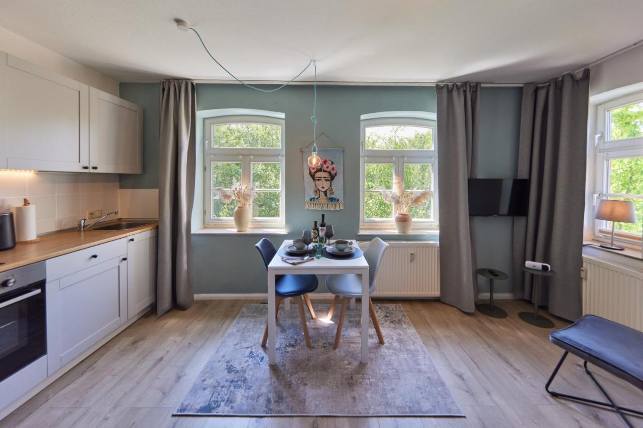 Kvartier2 In Top-Lage, 5 Min Zur Bali-Therme Und Gop, Hdz, Arbeitsplatz, Boxspringbett Бад-Эйнхаузен Экстерьер фото