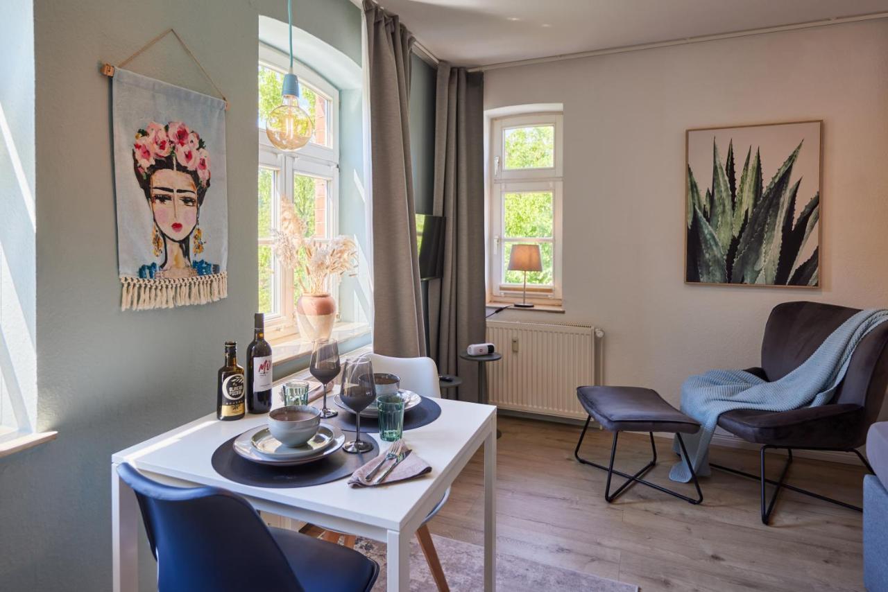 Kvartier2 In Top-Lage, 5 Min Zur Bali-Therme Und Gop, Hdz, Arbeitsplatz, Boxspringbett Бад-Эйнхаузен Экстерьер фото